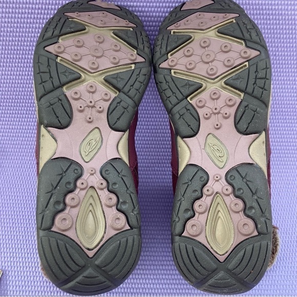 Easy Spirit Excel Cold Weather BOOTIES. Water Resistant Mauve Suede Zip Up 9.5ww - Picture 8 of 9